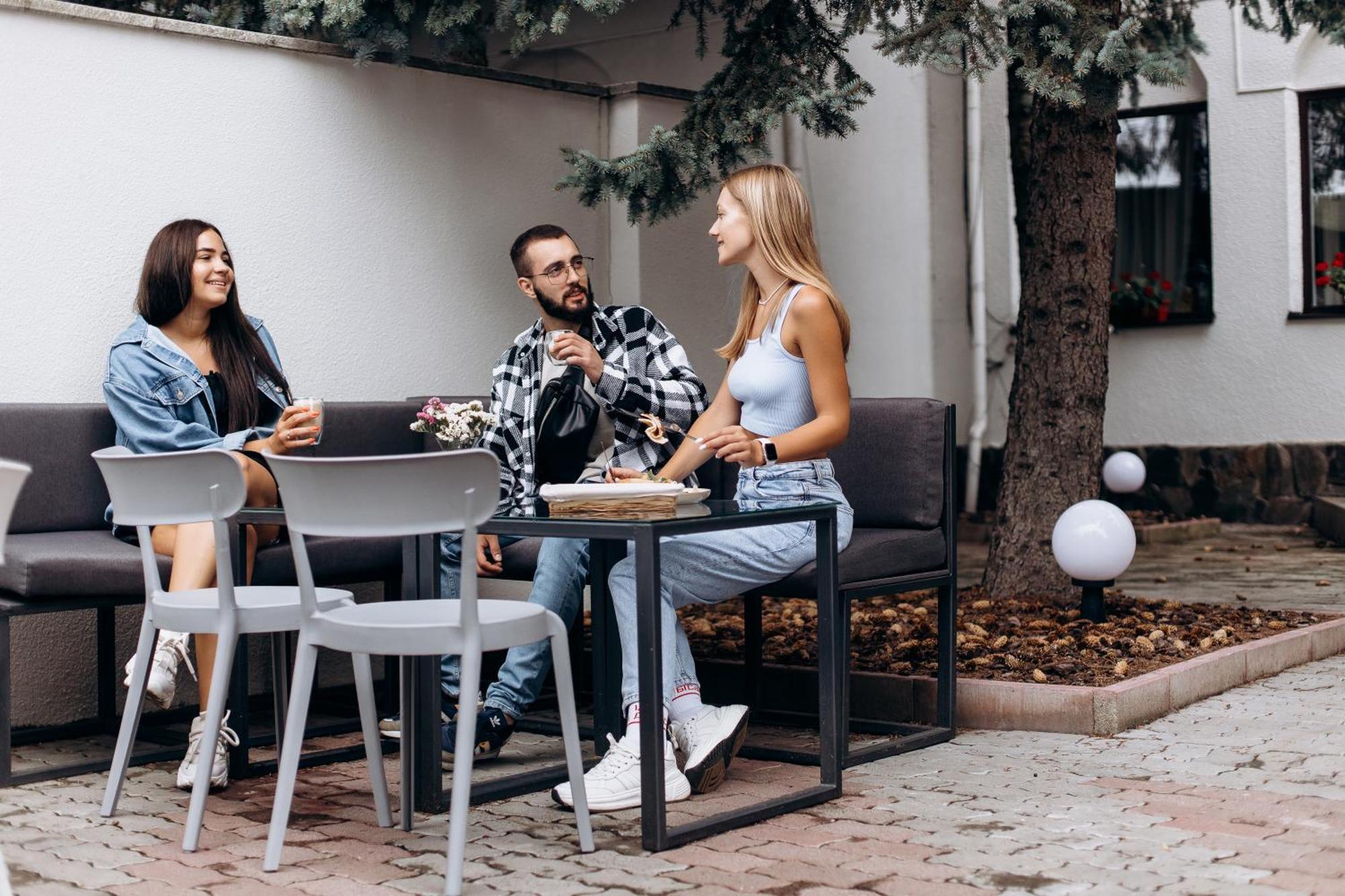 Eduard Hotel Uzjhorod Eksteriør bilde